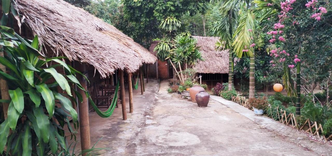 Family Homestay Ba Vi Esterno foto
